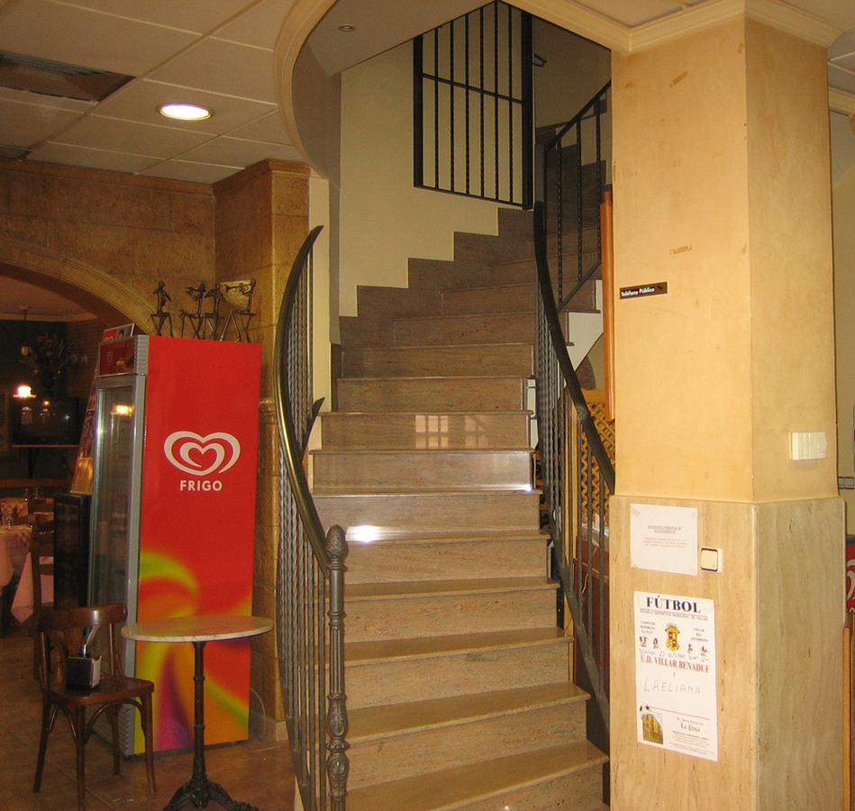Hostel La Posa Villar del Arzobispo Exterior foto